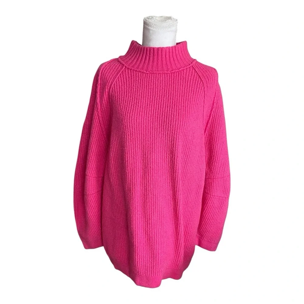 Free People Sunbeam Knit Oversized Mockneck Sweater Fuchsia Pink‎ Sz M Chunky